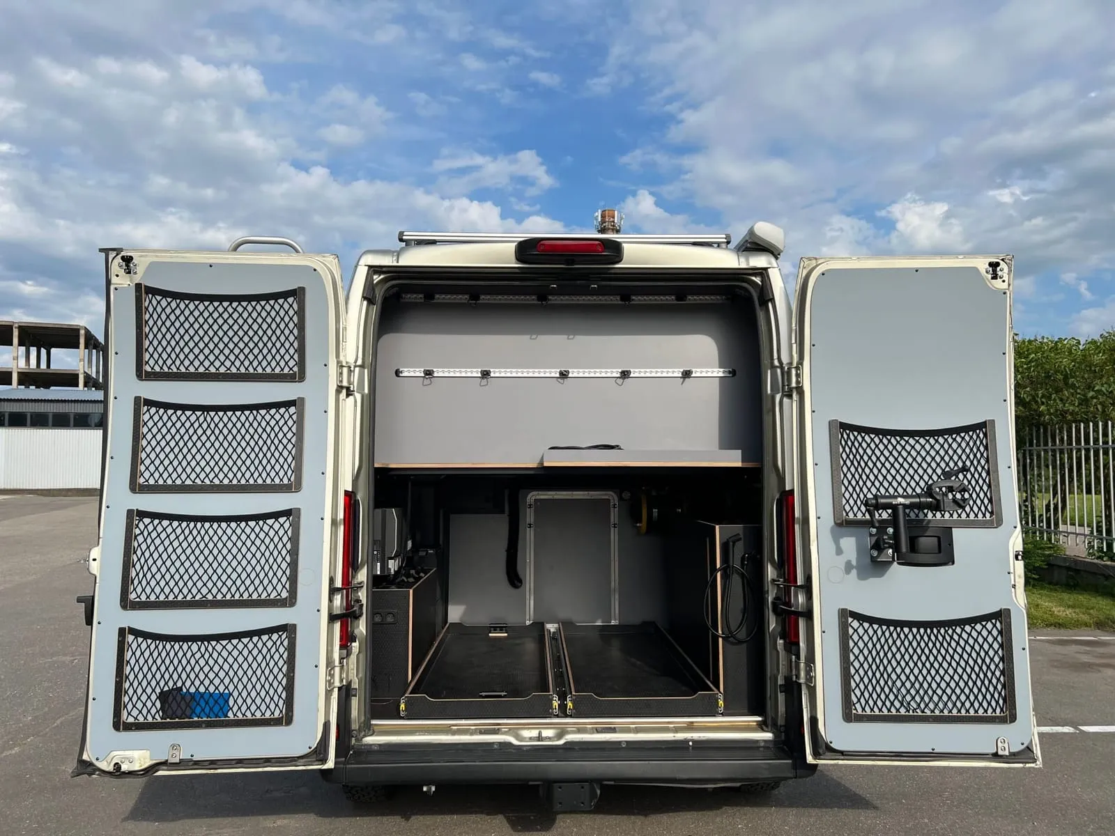 Campervan Conversion — photo 1