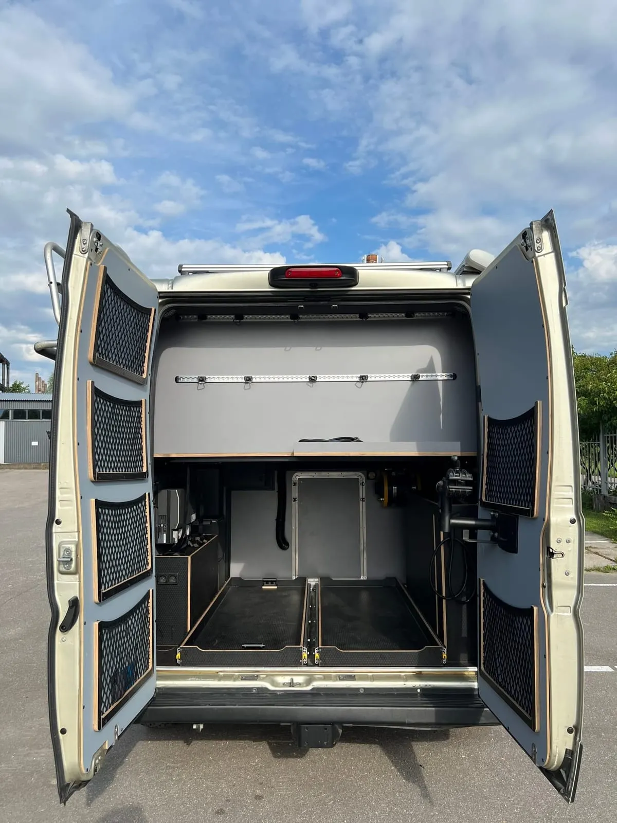 Campervan Conversion — photo 2