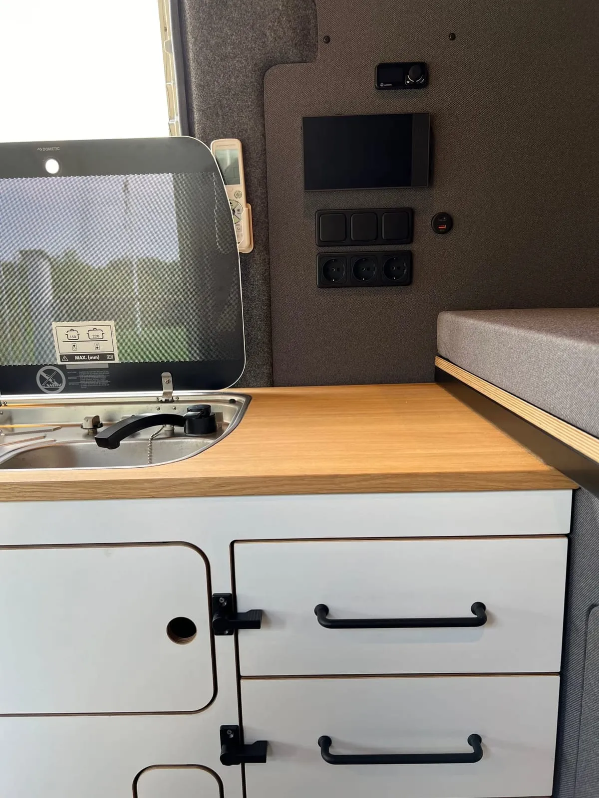 Campervan Conversion — photo 6