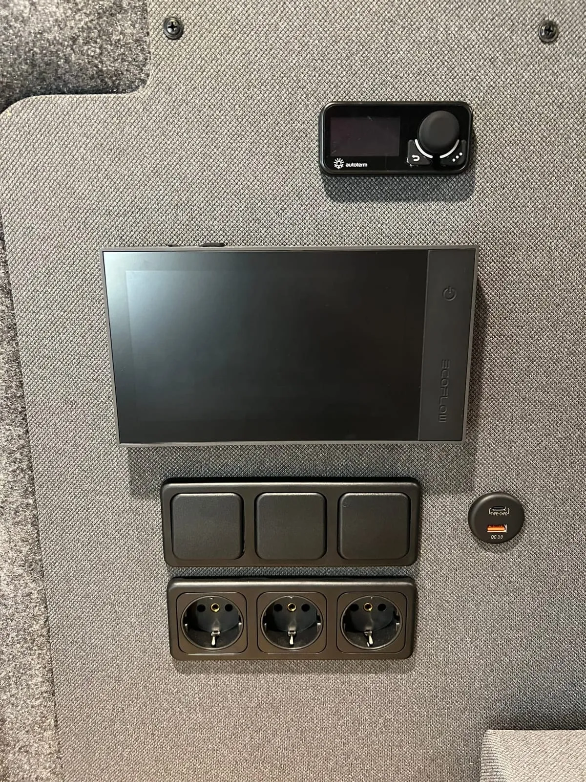 Campervan Conversion — photo 9