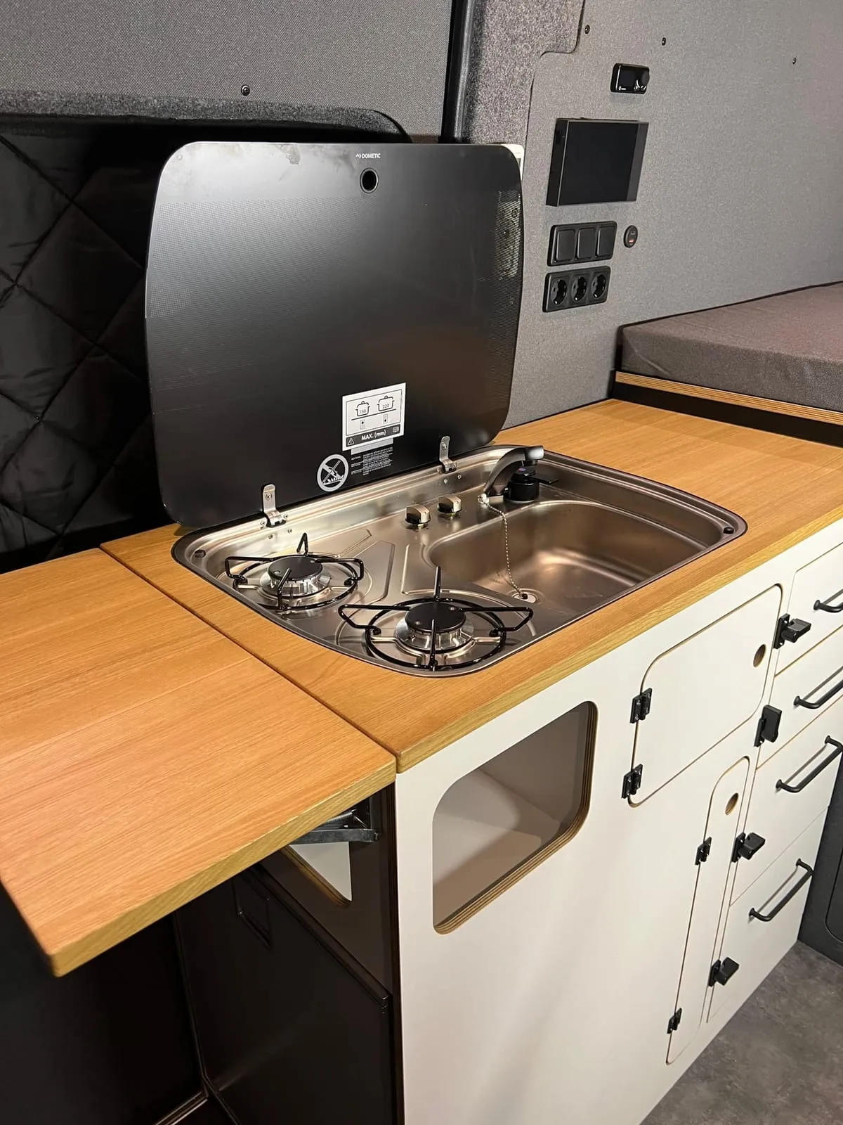 Campervan Conversion — photo 10